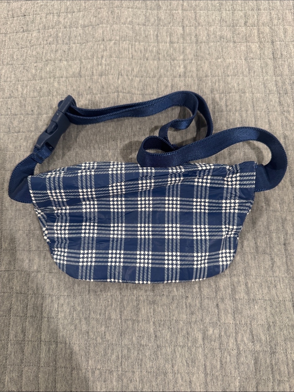 Aloha Collection Navy Palaka mini hip pack - Picture 3 of 4